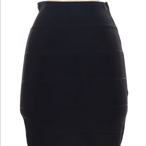 BCBGMAXAZRIA Body Con Skirt